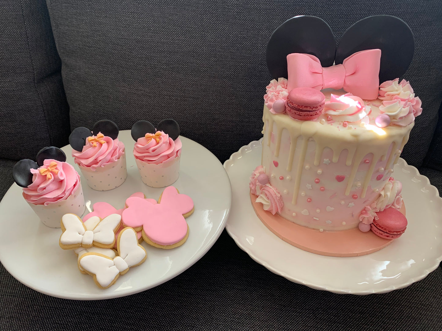 Minnie Mouse Themed Cake